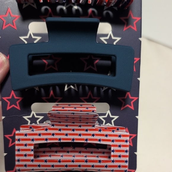 Nicole Miller Patriotic Red, White & Blue Hair Claw Clips Set of 4 - Picture 6 of 6